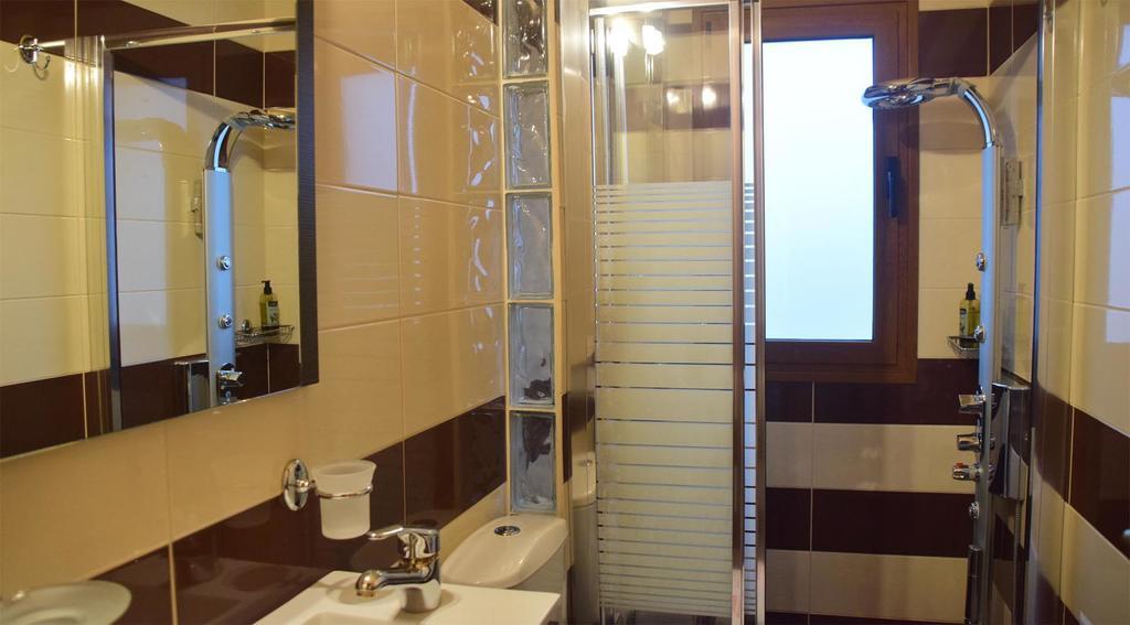 Aetoma Suites Synikia Mesi Trikalon Exterior foto